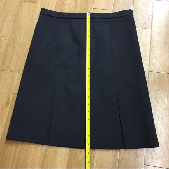 ICE REVOLUTION Skirt - Picture 4 of 6